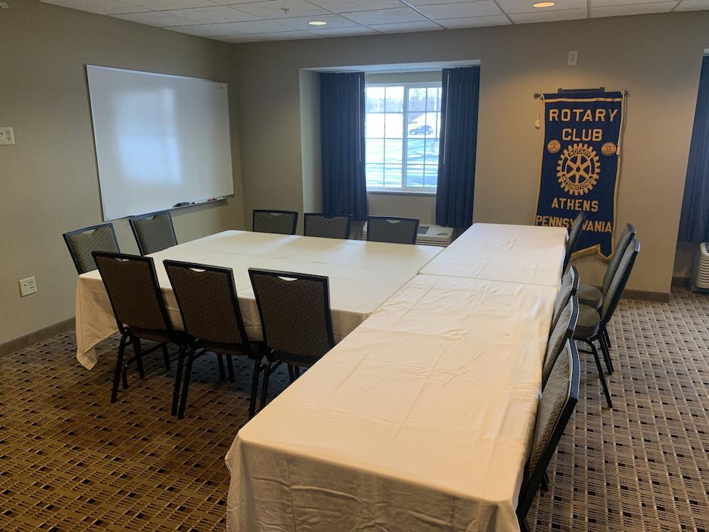 Hotel Microtel & Suites-sayre, Pa 2*